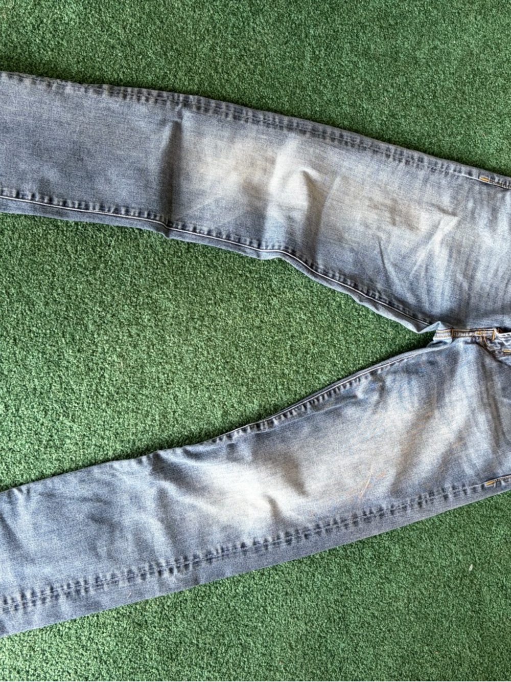 American Eagle 28x30 men’s boys jeans
